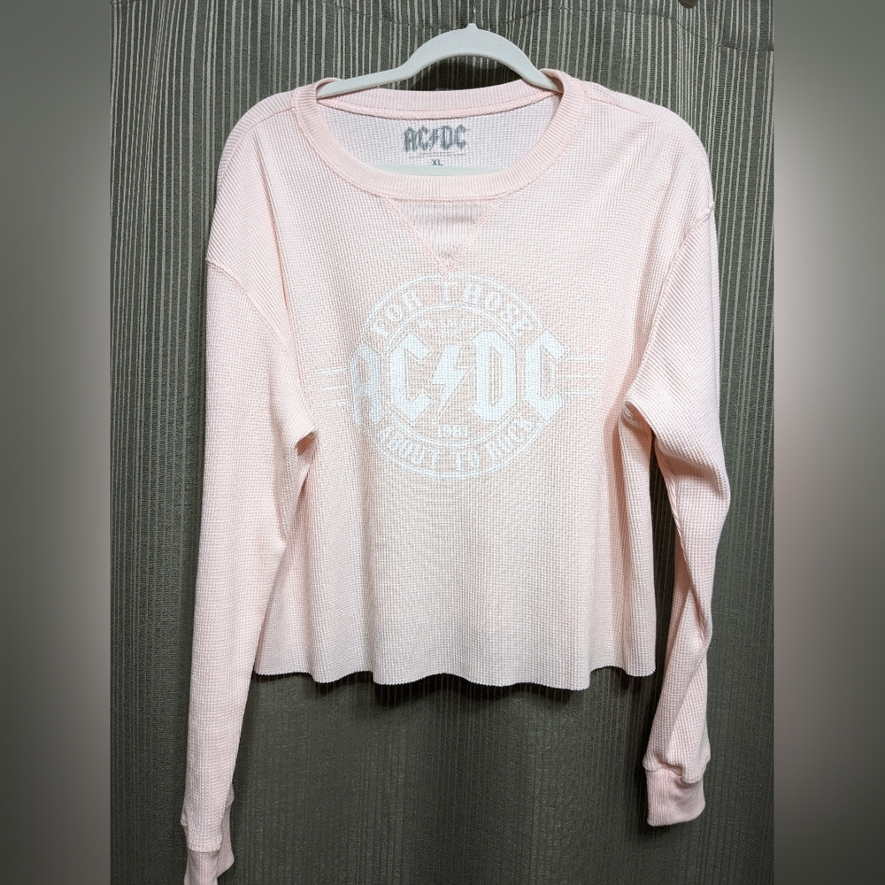 Juniors/women's AC/DC XL Crop top, shirt